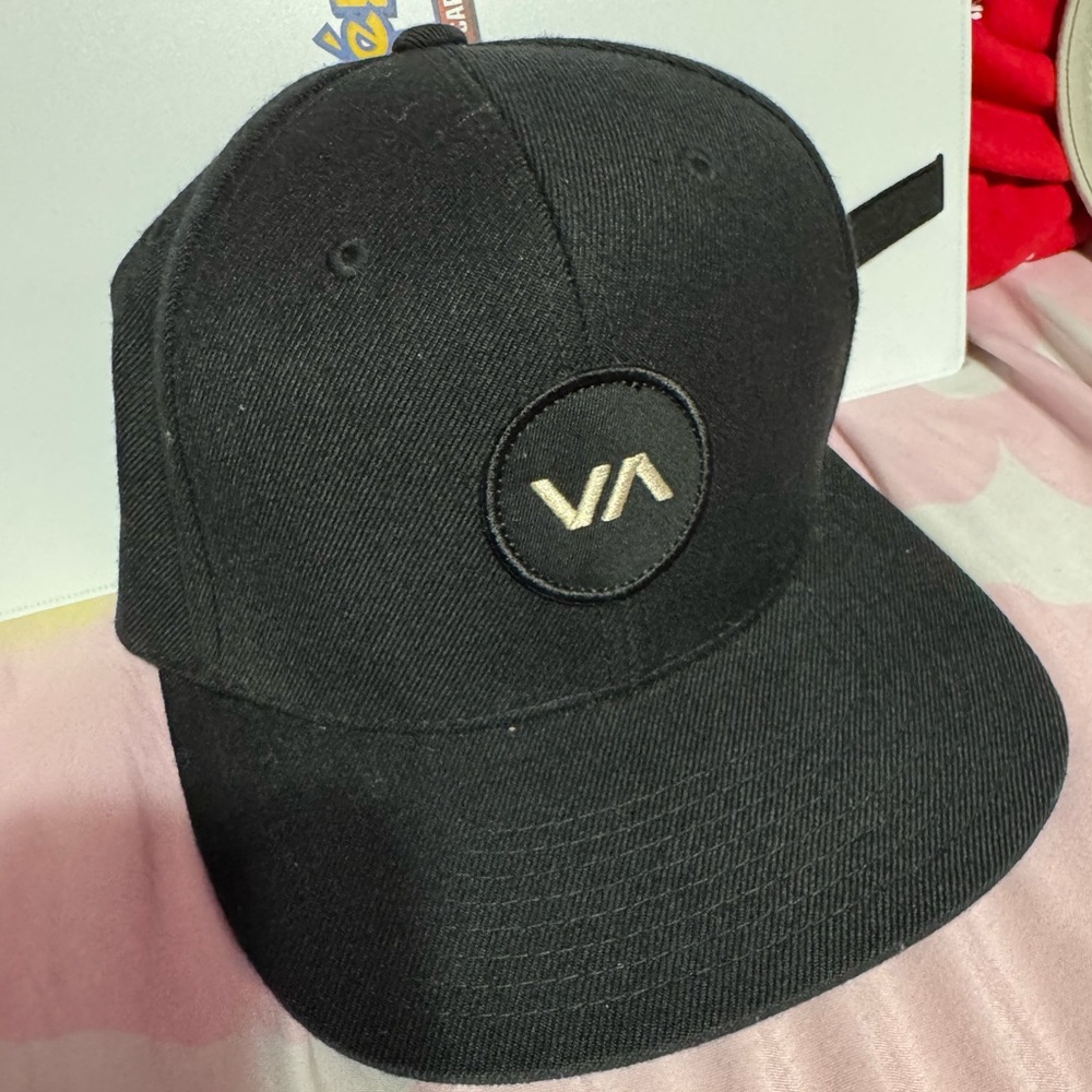 RVCA SnapBack. One size.